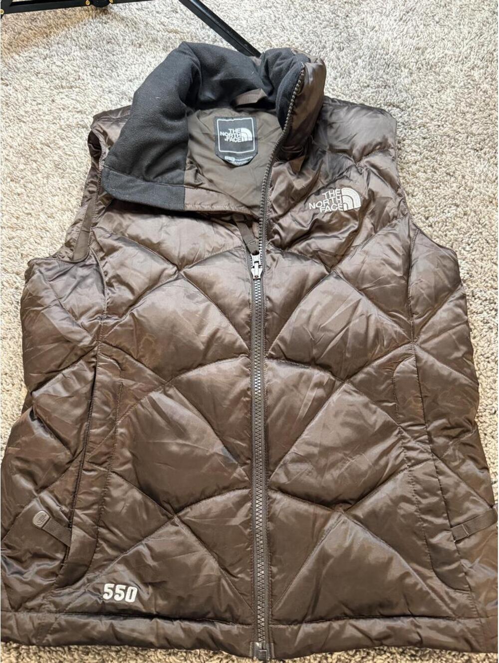 The North Face 550 Down Insulated Brown Vest XS